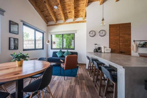 La Fabrica #8 Canfranc in Valle De Bravo