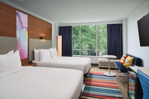 Aloft Miami Dadeland - image 2