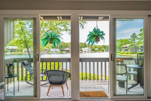 Pinehurst Lakefront Condo in 派恩赫斯特