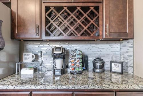 Fayetteville Home Away from Home, Pet Friendly in Fayetteville, USA