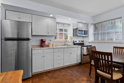 Slice of Seclusion in Downtown Southern Pines in Southern Pines, USA