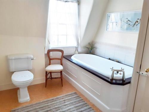18 The Circus Apartment, Bath (photo 5)