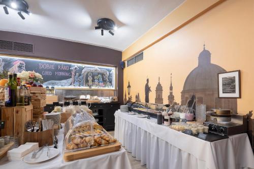 Hotel Kampa Garden - image 9