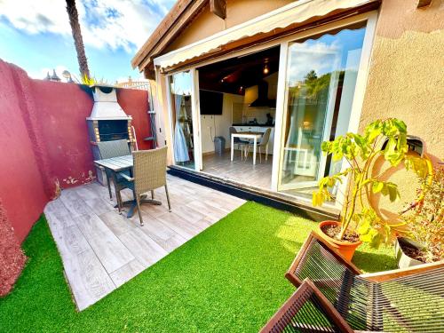 3 Casita-Estudio con Jardín en la playa 2