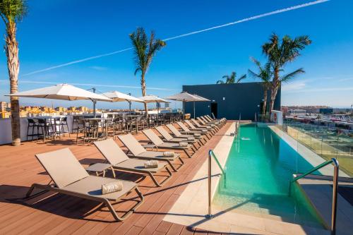 Swimming pool, Hotel Málaga Vibes in Málaga