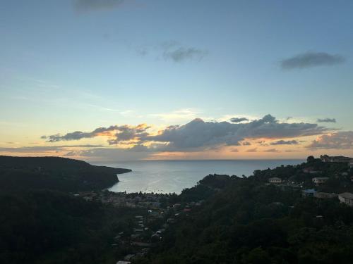 A környék, Belle La Maye Bed and Breakfast Villa in Anse La Raye