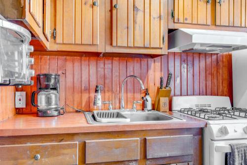 Rustic Blakeslee Cabin with Gas Grill on 2 Acres! Rustic Blakeslee Cabin with Gas Grill on 2 Acres!