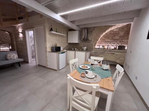Epoca suite house