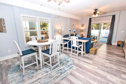 Soundside, Private Pool, Hot Tub, Comm Amenities! 580, A Wave From it All, Королла (фото 6)