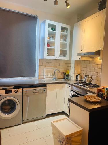 Quiet and Colorfull Flat in the Center City of Brussels, Bruksela (zdjęcie 3)