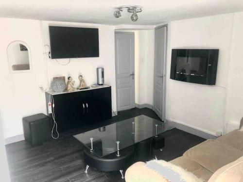 Logement appartement bourget - Location saisonnière - Le Bourget