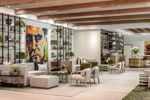 The Ray Hotel Delray Beach, Curio Collection By Hilton