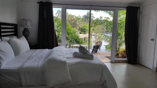 The Cabanas Guesthouse & Spa - Gay Resort catering to Gay Men