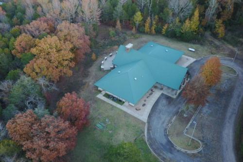 Fireside Lodge at Lost Trails in Mulberry, USA