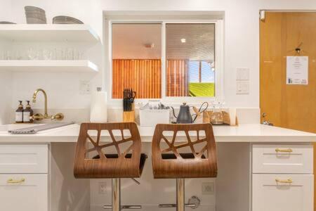 Mid Century 1BR Apt w Patio Near LAX Playa Vista Beach, Los Angeles (fotografie 10)