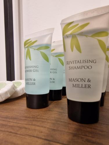 Shower, The Little Annex in Horsham