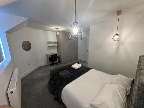 Cheerful double bedroom in Oxford