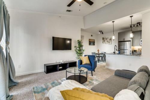 Luxury 1Bedroom Apt with Pool in 帕克