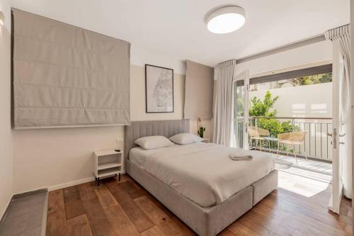 Allenby 114 Triplex - image 6