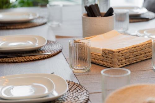 Elite Escape Holiday Home - 3 BHK Getaway with Burj Khalifa View and Dubai Mall Access - 1505, Dubaï (photo 7)