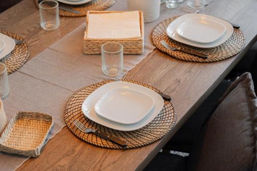 Elite Escape Holiday Home - 3 BHK Getaway with Burj Khalifa View and Dubai Mall Access - 1505, Dubaï (photo 8)