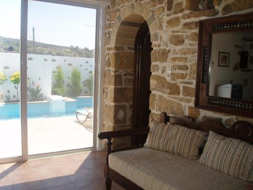 Villa Kamilari - image 2