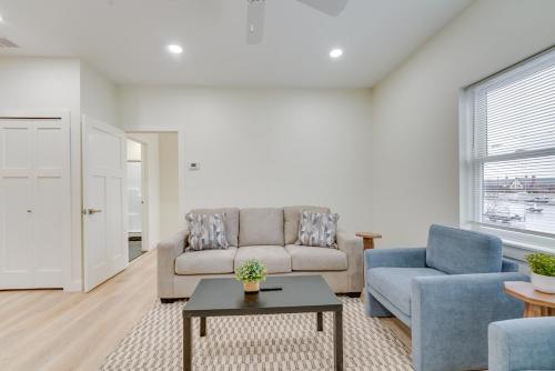 St Clair Apartment - Walk to River and Boardwalk! in Marysville, USA
