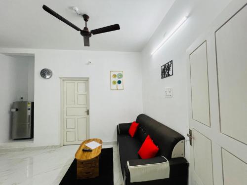 Furnished 2 BHK Family Apartments near Triprayar Shree Rama Temple - Beevees Homes Thriprayar