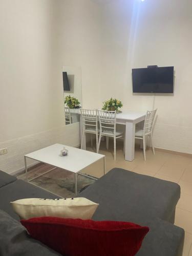 Chlo apartment 4 Tirane, Tirana (photo 6)