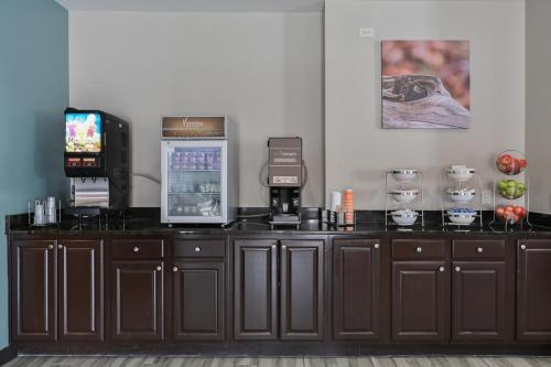 Sleep Inn & Suites Washington near Peoria - image 12