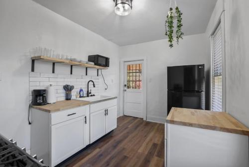 Housepitality - City View Loft - German Village in Columbus, USA