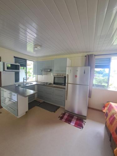 Dapur, Fare Mama Rota - au bord de l'océan (Fare Mama Rota - au bord de l'ocean) in Teluk Faaroa
