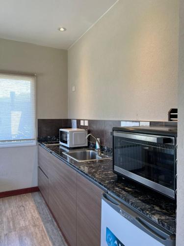 Deluxe Family Suite image 10