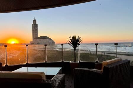 Marina Breeze - Ocean and Mosque View, Casablanca (photo 4)