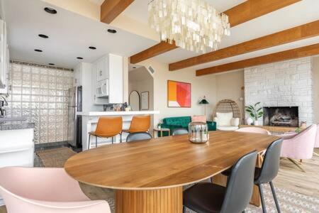Ocean View 3 bedroom Manhattan Beach Parking in Manhattan Beach, USA