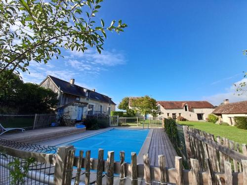 Maison Coussay-les-Bois, 5 pièces, 10 personnes - FR-1-541-100