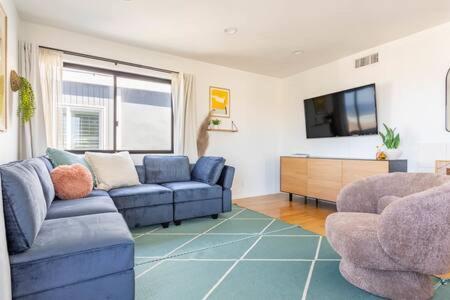 Ocean View 1 BR Dream Escape in Manhattan Beach