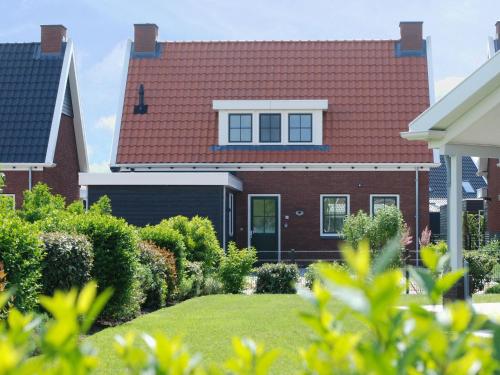 Garden-View Holiday Home in Colijnsplaat near Centre - image 7