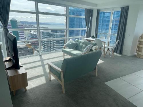 Harbor View Two Bedroom Apartment At Pinnacle - Wellington