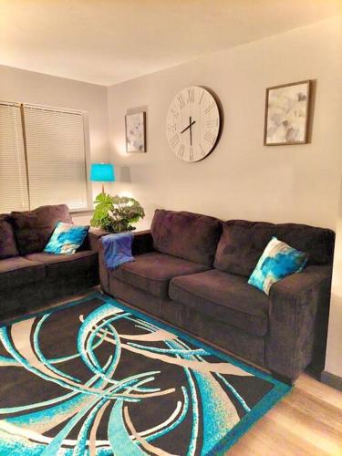 Comfy Home~Teal Feel~Sleeps 8