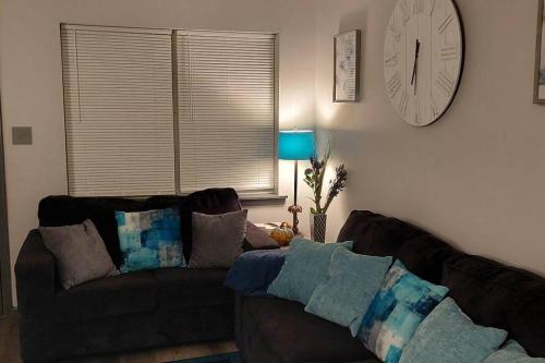 Comfy Home~Teal Feel~Sleeps 8