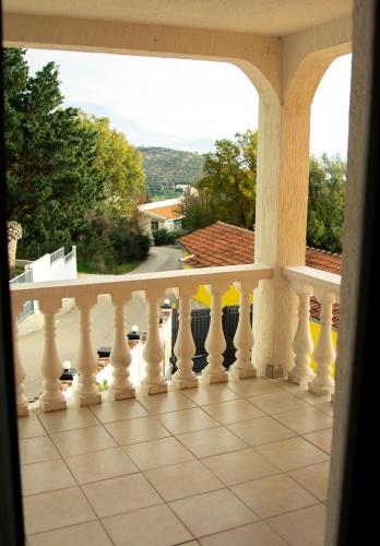 Snezna Kraljica in Sutomore