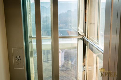 Hotel Kiev - image 4