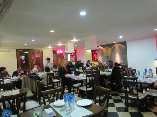 Restaurant, Petit Rivera Hotel in Rivera