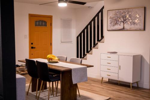 Vegas Vacation Home with Pool 5 min to The Strip and Fremont Street, Las Vegas (fotografie 9)