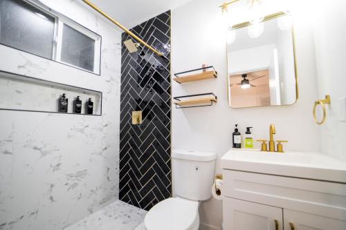 Vegas Vacation Home with Pool 5 min to The Strip and Fremont Street, Las Vegas (fotografie 7)