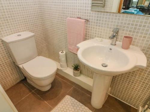 Two Acres- Spacious, delightful, pet free bungalow, Levens (zdjęcie 5)