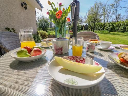 Two Acres- Spacious, delightful, pet free bungalow, Levens (zdjęcie 7)