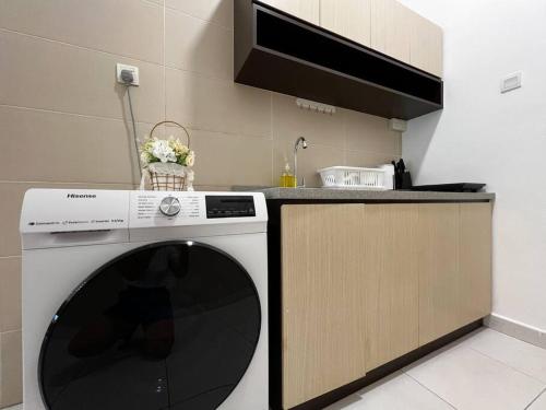 Akademik Suite by Antlerzone Akademik Suite by Antlerzone