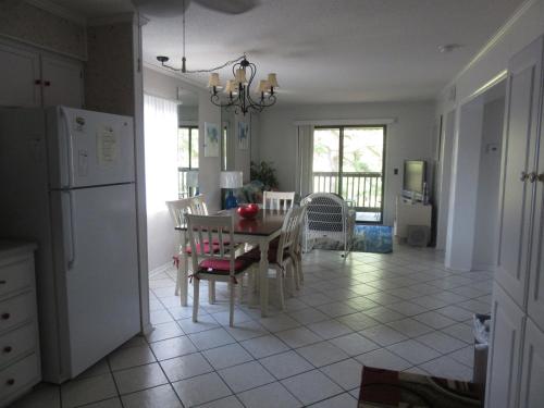 Facilities, Hilton Head Island Beach and Tennis Resort near Buttlerfly Mm LLC